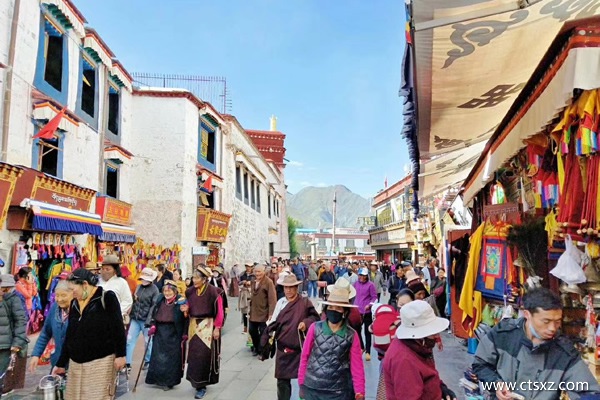 拉薩旅行團
